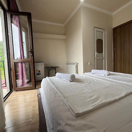 Family Hotel Our House ซิคิสจิรี ภายนอก รูปภาพ
