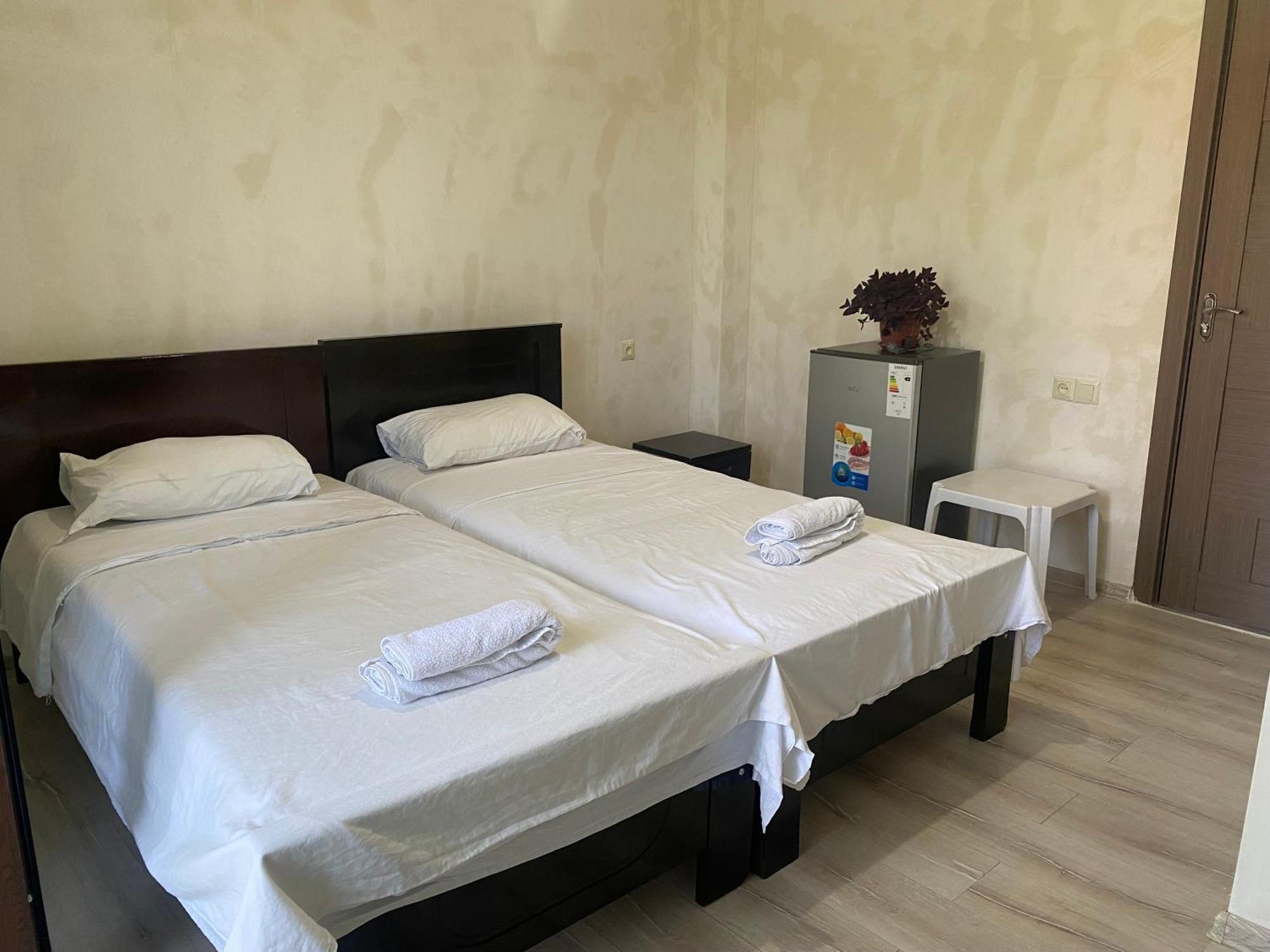 Family Hotel Our House ซิคิสจิรี ภายนอก รูปภาพ