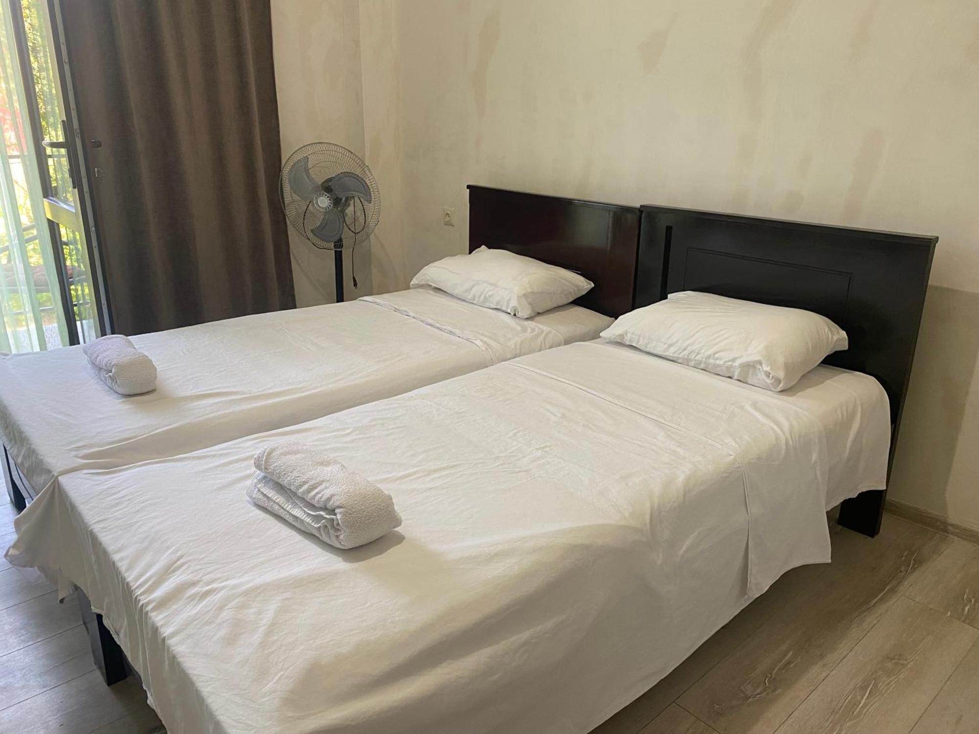 Family Hotel Our House ซิคิสจิรี ภายนอก รูปภาพ