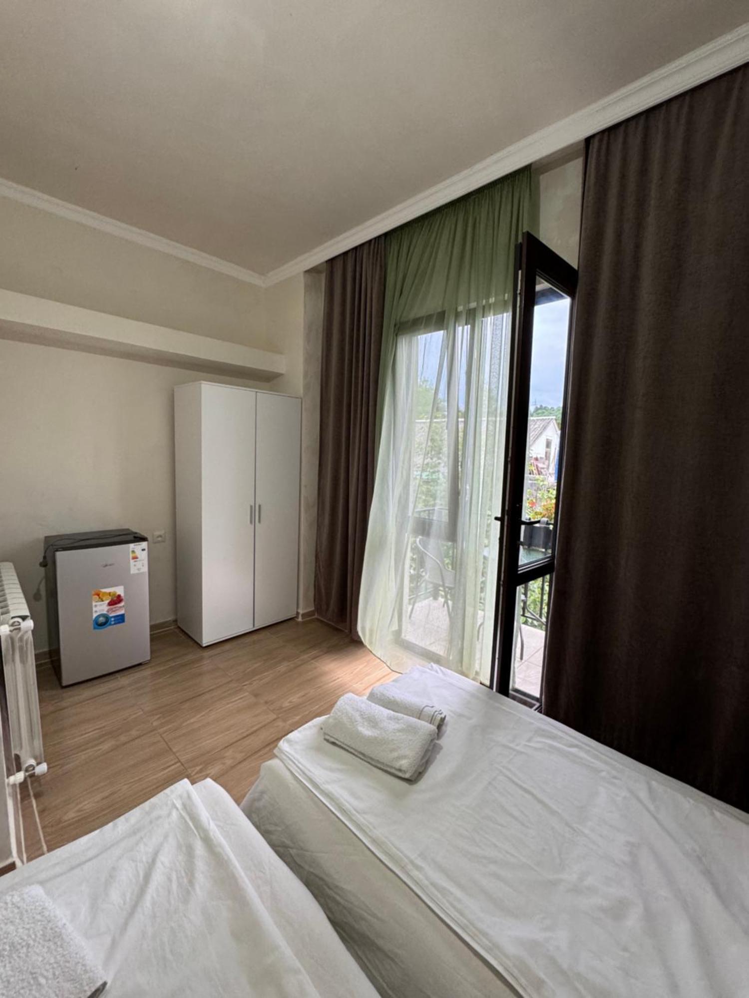 Family Hotel Our House ซิคิสจิรี ภายนอก รูปภาพ